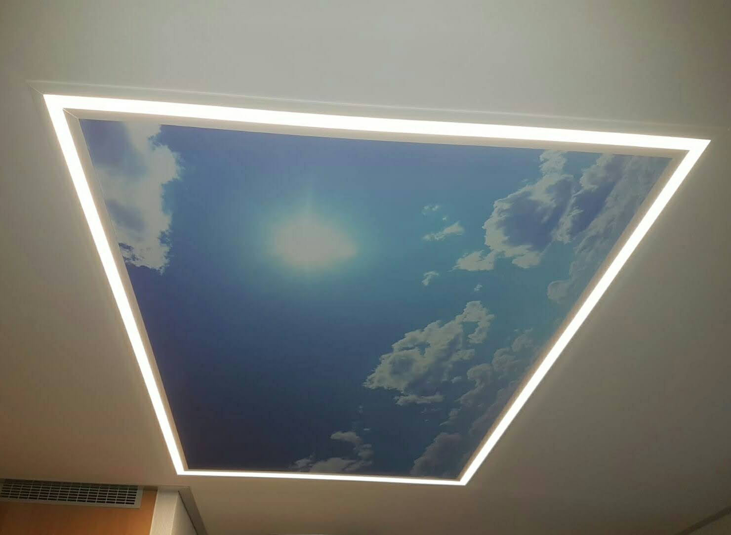 Wolkenhimmel mit Beleuchtung Spanndecke